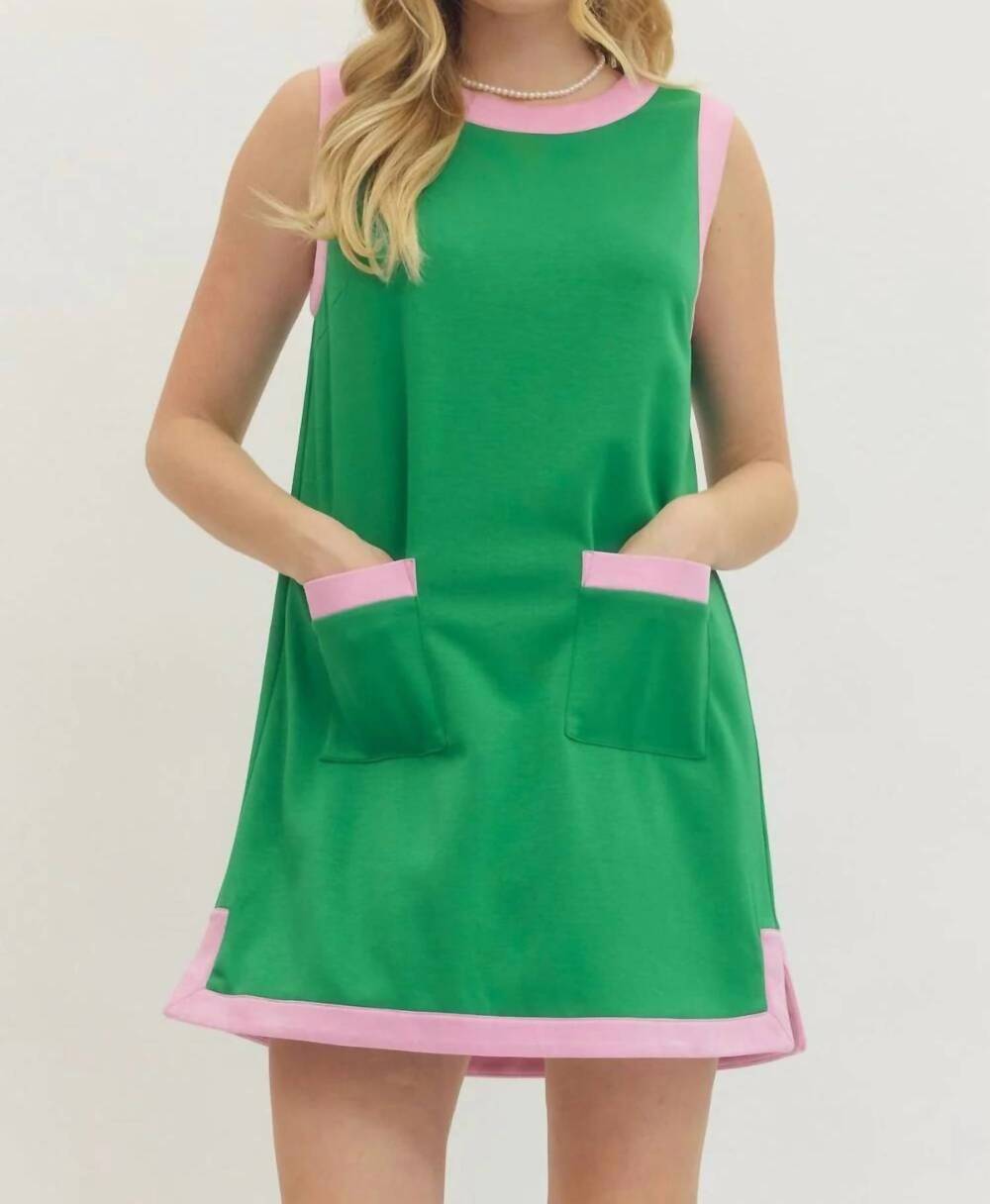 NEW ENTRO mod dress in green